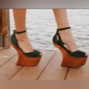 JEFFREY CAMPBELL Sz 9.5 Str8up Wood Heel-less  Ankle Strap Black Sandals